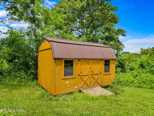 221 Greer Lane Lane, Tazewell, TN 37879