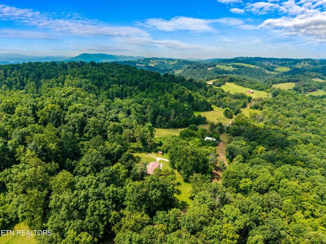 221 Greer Lane Lane, Tazewell, TN 37879