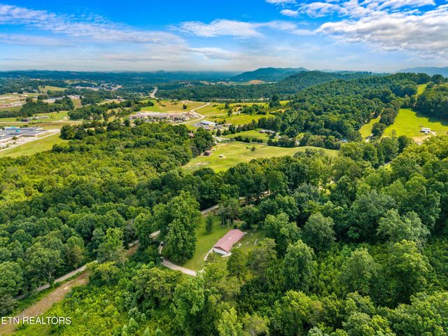 221 Greer Lane Lane, Tazewell, TN 37879