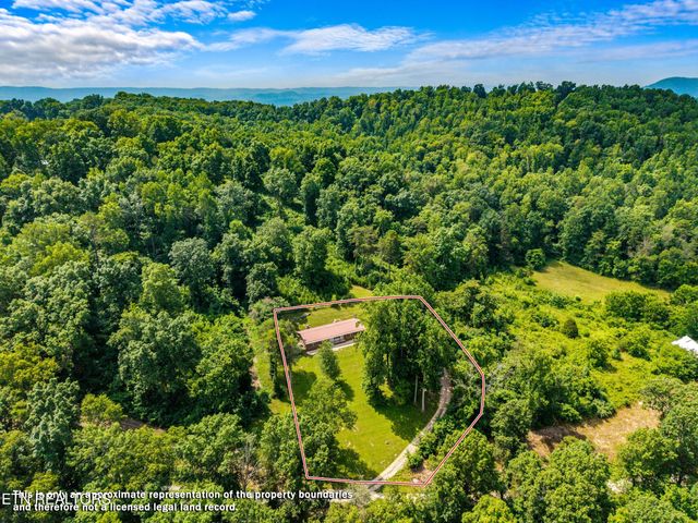 221 Greer Lane Lane, Tazewell, TN 37879