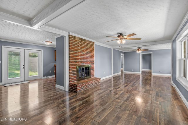 221 Greer Lane Lane, Tazewell, TN 37879