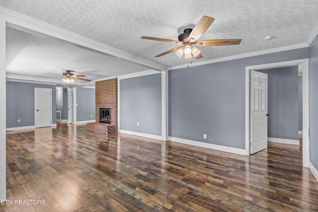221 Greer Lane Lane, Tazewell, TN 37879