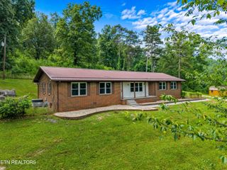 221 Greer Lane Lane, Tazewell, TN 37879