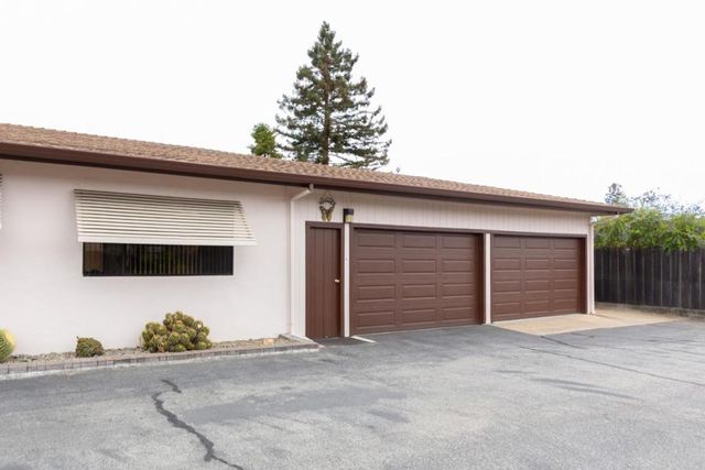 2520 Howe Street, Santa Cruz, CA 95065