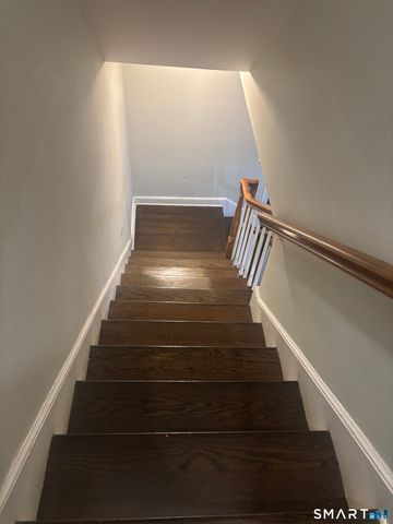 26 Marsdale Avenue, Bridgeport, CT 06606