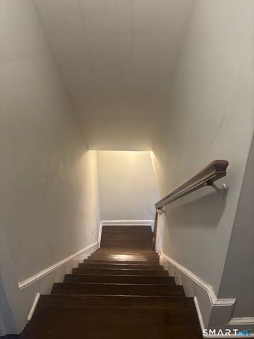 26 Marsdale Avenue, Bridgeport, CT 06606