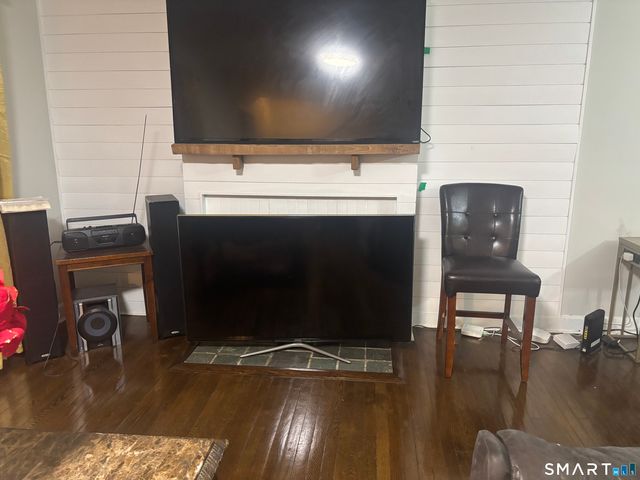 26 Marsdale Avenue, Bridgeport, CT 06606