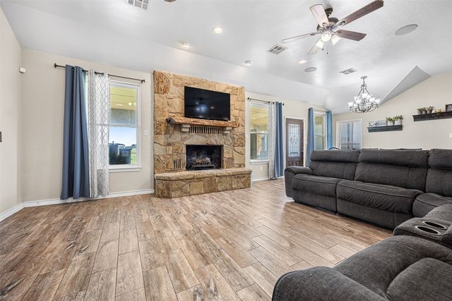 16101 Dove Road, Moody, TX 76557