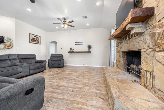 16101 Dove Road, Moody, TX 76557