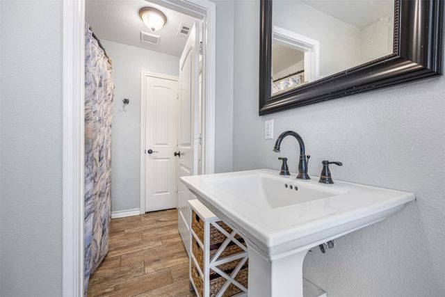 16101 Dove Road, Moody, TX 76557