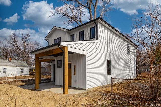 2636 Harris Street, Ferndale, MI 48220