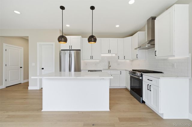 2636 Harris Street, Ferndale, MI 48220