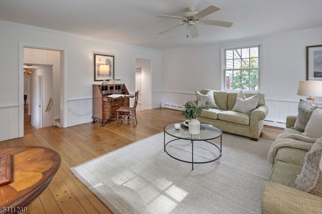 301 Hilltop Rd, Mendham Boro, NJ 07945