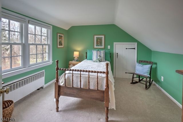 301 Hilltop Rd, Mendham Boro, NJ 07945