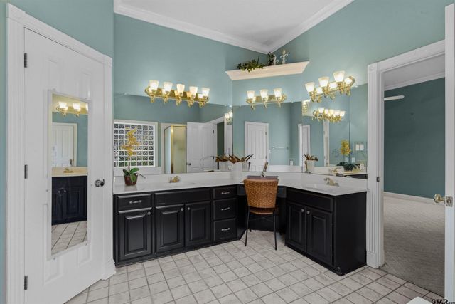 1304 Greenbriar Trail, Holly Lake Ranch, TX 75765