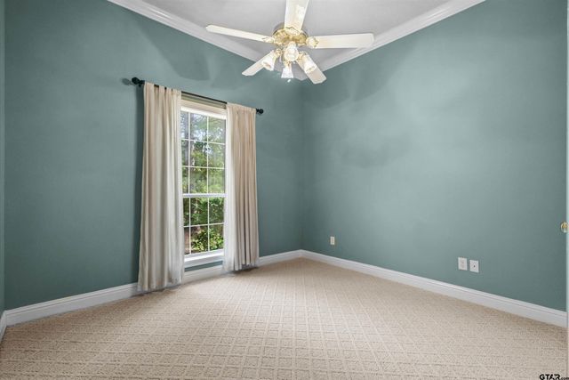 1304 Greenbriar Trail, Holly Lake Ranch, TX 75765