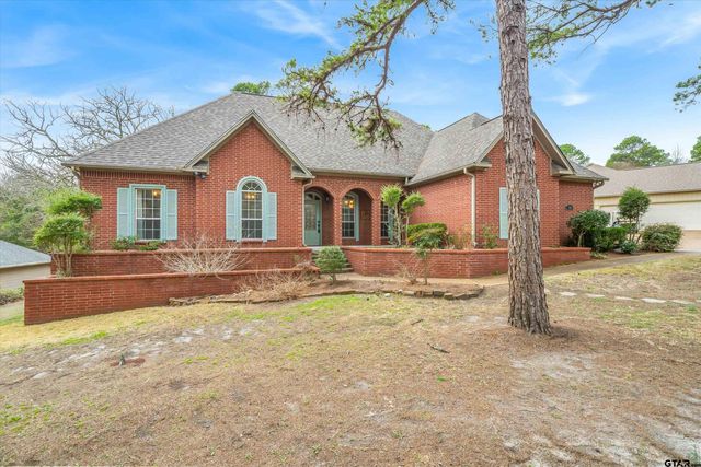 1304 Greenbriar Trail, Holly Lake Ranch, TX 75765