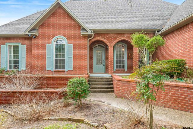 1304 Greenbriar Trail, Holly Lake Ranch, TX 75765