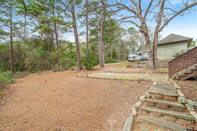 1304 Greenbriar Trail, Holly Lake Ranch, TX 75765