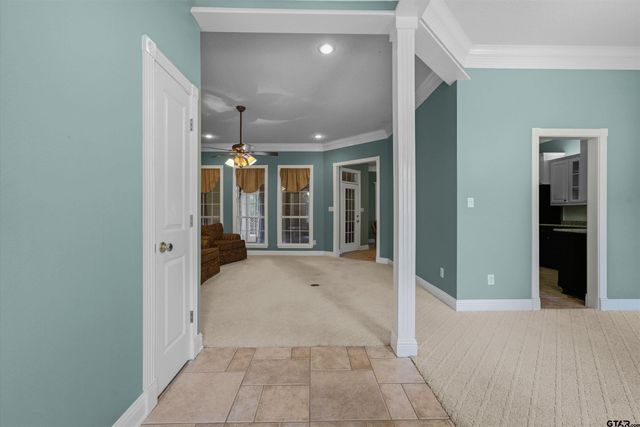 1304 Greenbriar Trail, Holly Lake Ranch, TX 75765