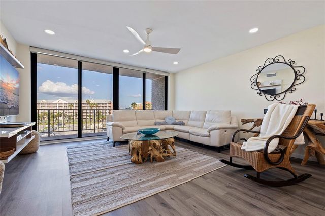 5396 GULF BOULEVARD 407, St Pete Beach, FL 33706