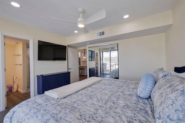 5396 GULF BOULEVARD 407, St Pete Beach, FL 33706