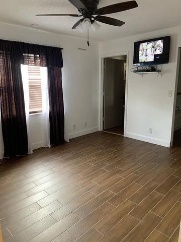 2643 W 28th Street, Riviera Beach, FL 33404