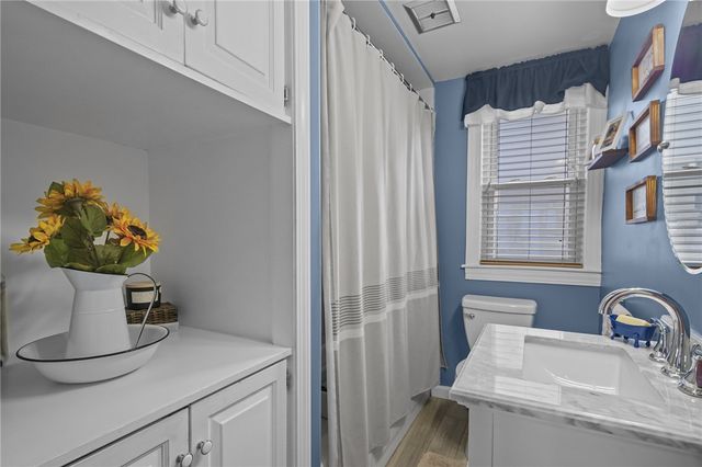 496 Daggett Avenue, Pawtucket, RI 02861