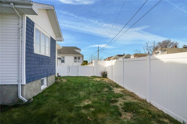 496 Daggett Avenue, Pawtucket, RI 02861