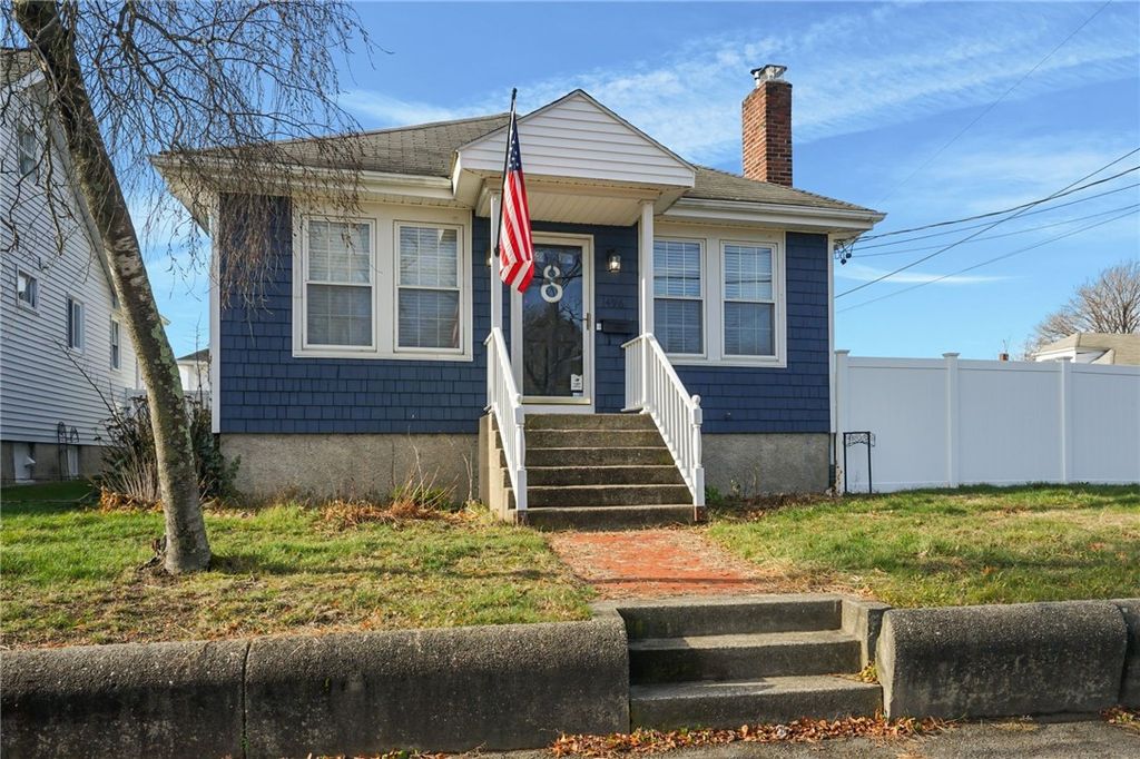 496 Daggett Avenue, Pawtucket, RI 02861