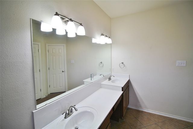 314 Cascade Drive, Red Oak, TX 75154