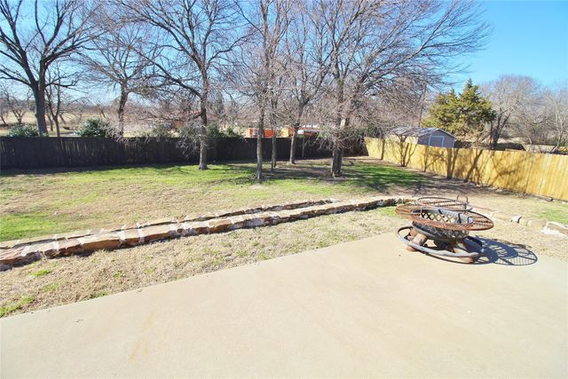 314 Cascade Drive, Red Oak, TX 75154