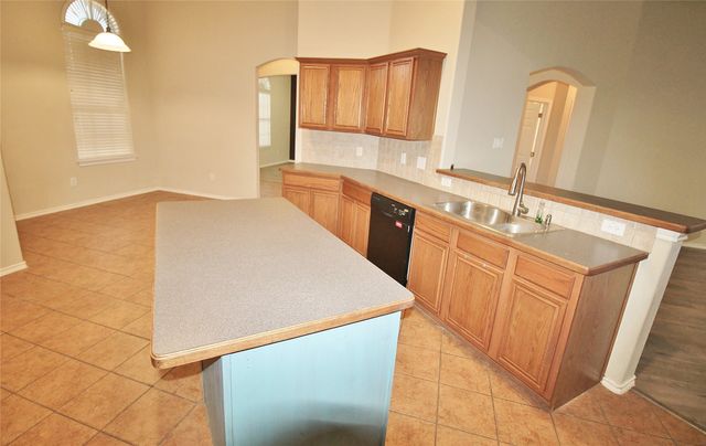 314 Cascade Drive, Red Oak, TX 75154