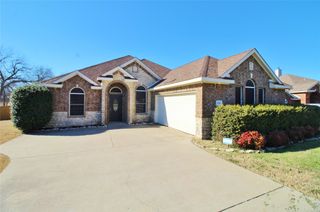 314 Cascade Drive, Red Oak, TX 75154