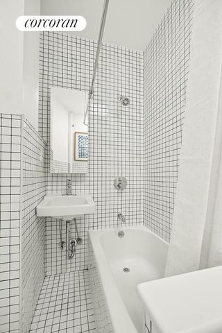 345 GATES Avenue, New York City, NY 11216