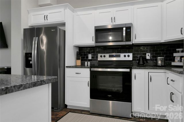 428 Emmas Grove Road, Fletcher, NC 28732