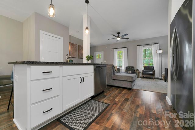 428 Emmas Grove Road, Fletcher, NC 28732