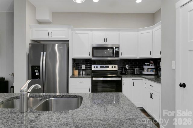 428 Emmas Grove Road, Fletcher, NC 28732