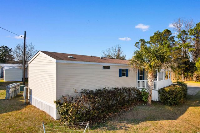 1521 Beacon Ave., North Myrtle Beach, SC 29582