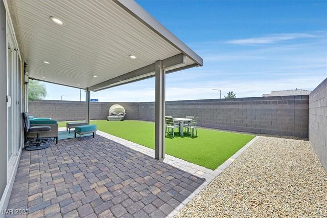 2933 Little Current Road, North Las Vegas, NV 89086