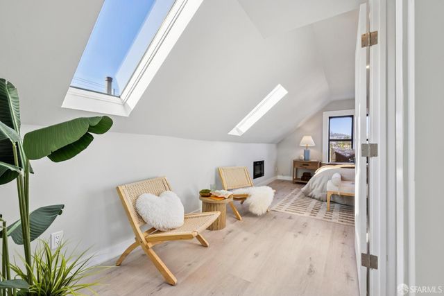 89 Naples Street, San Francisco, CA 94112