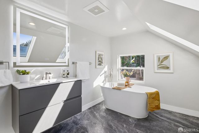 89 Naples Street, San Francisco, CA 94112