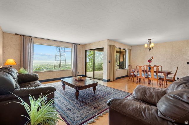 570 S 1800 E, Fruit Heights, UT 84037