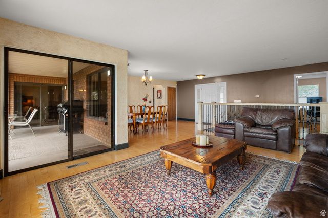 570 S 1800 E, Fruit Heights, UT 84037