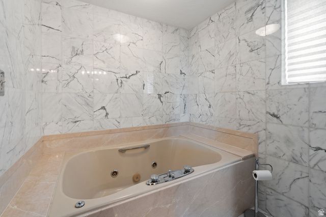 570 S 1800 E, Fruit Heights, UT 84037