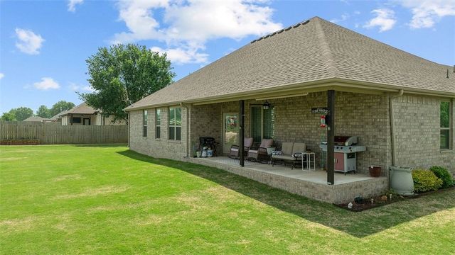 12921 Randolph Road, Fayetteville, AR 72704