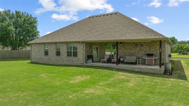 12921 Randolph Road, Fayetteville, AR 72704