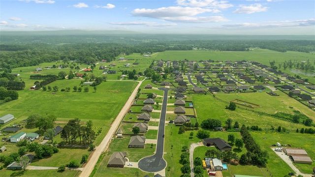 12921 Randolph Road, Fayetteville, AR 72704