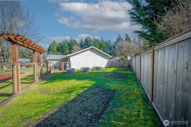 3821 Dandelion Drive SE, Olympia, WA 98501