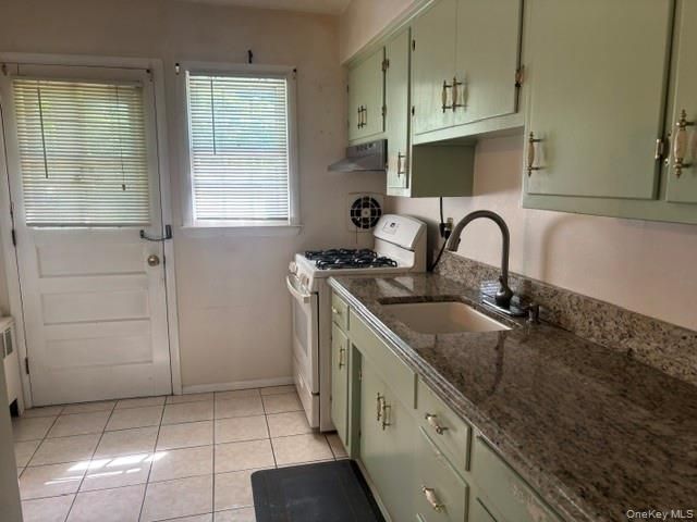 363 3rd Avenue, Bayport, NY 11705